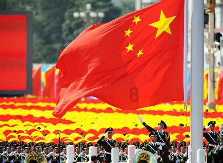 纯碱主力合约日内暴涨8.00% 现报2047.00元/吨